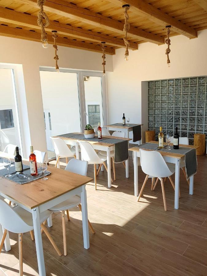 Naturella Panzio Виллань Экстерьер фото